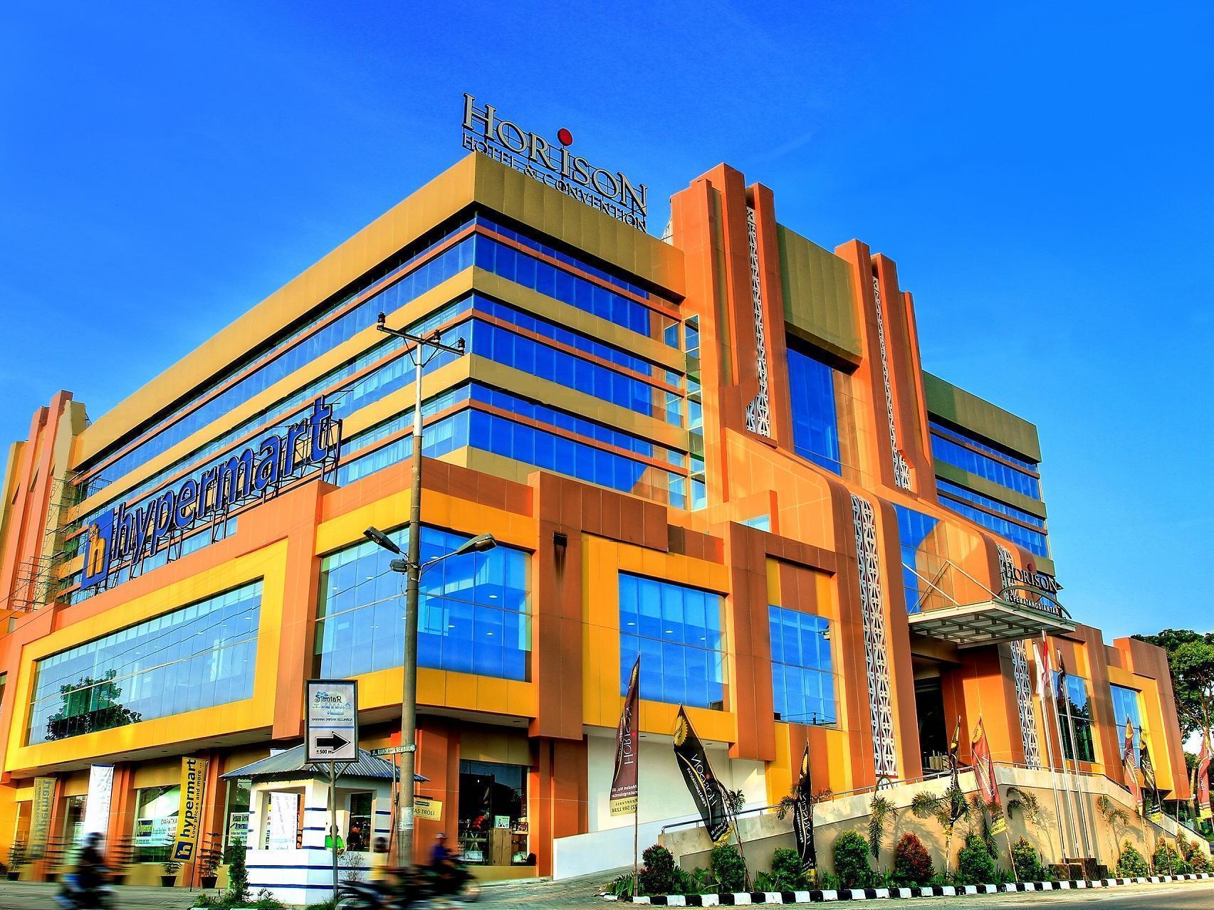 Horison Hotel Pematang Siantar Екстериор снимка