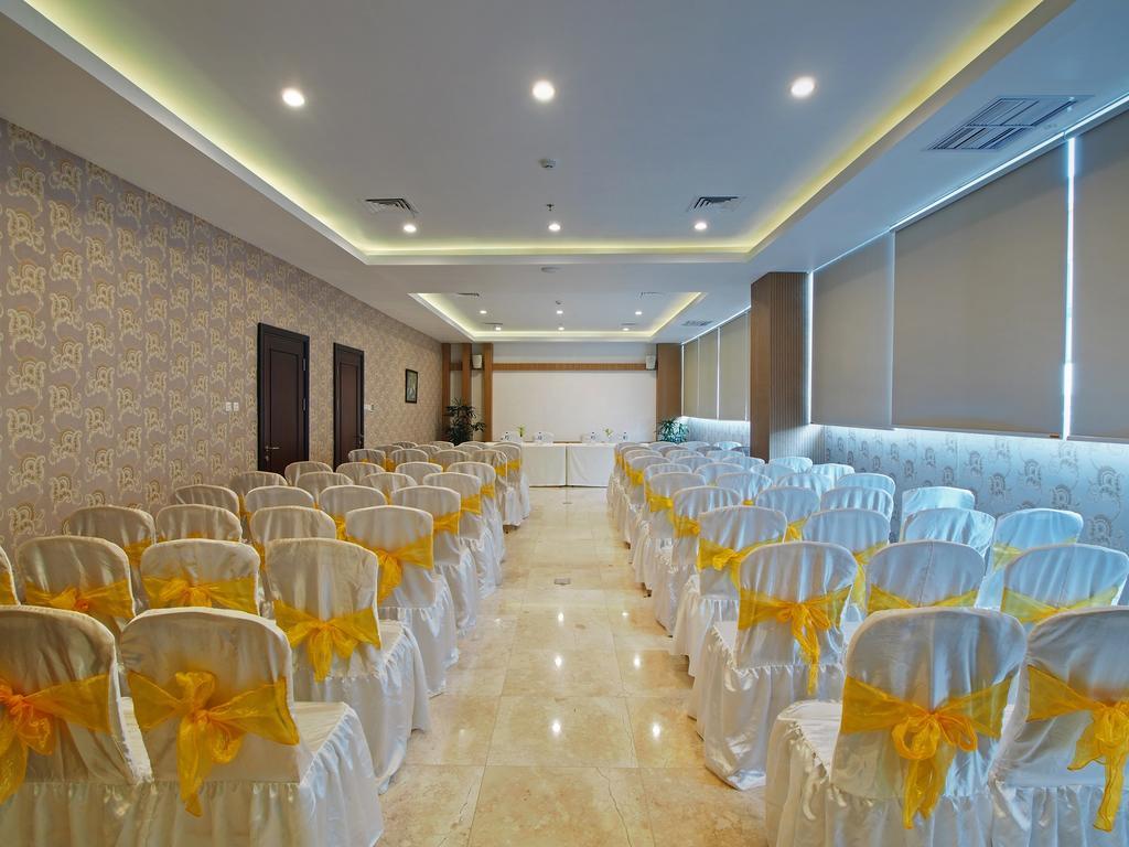 Horison Hotel Pematang Siantar Екстериор снимка