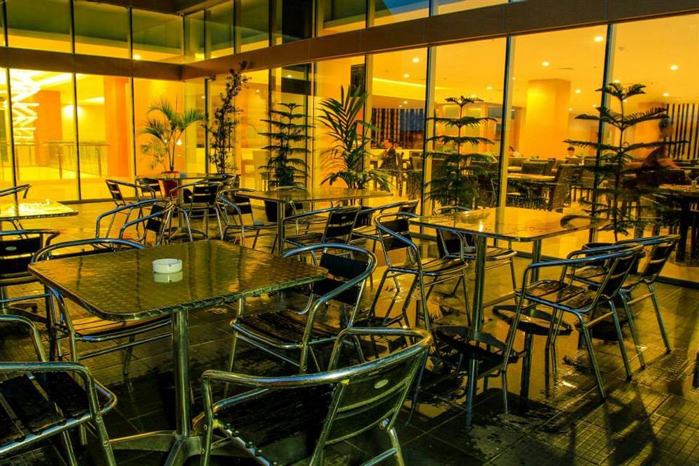Horison Hotel Pematang Siantar Екстериор снимка