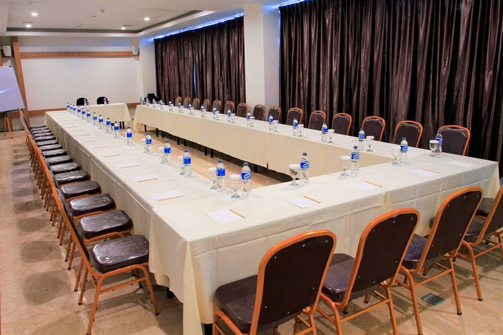 Horison Hotel Pematang Siantar Екстериор снимка